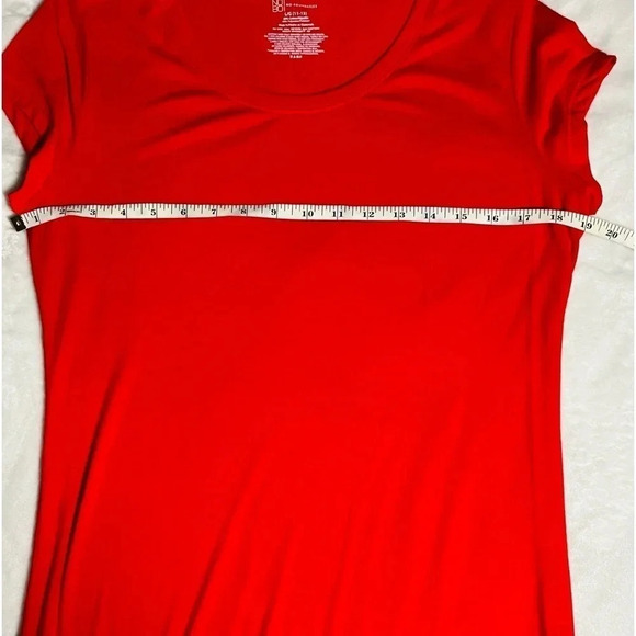 Women’s Red No Boundaries Tee - Picture 4 of 6
